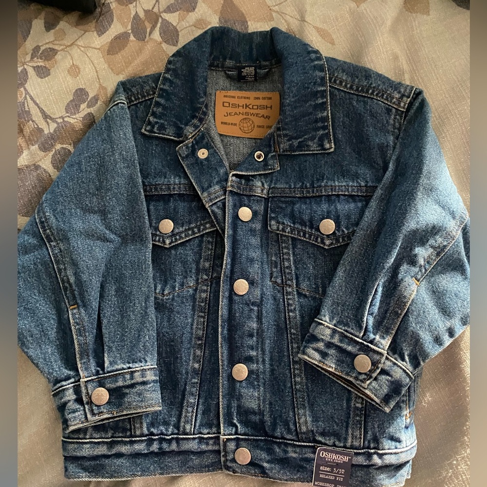 Osh Kosh Denim Jacket size 3/3T new with tags